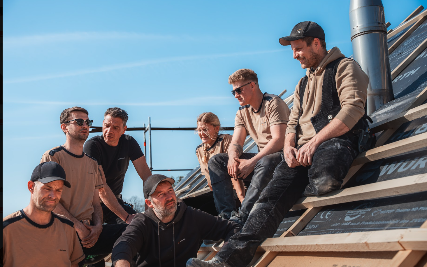Das KH-Dachtechnik Team auf dem Dach